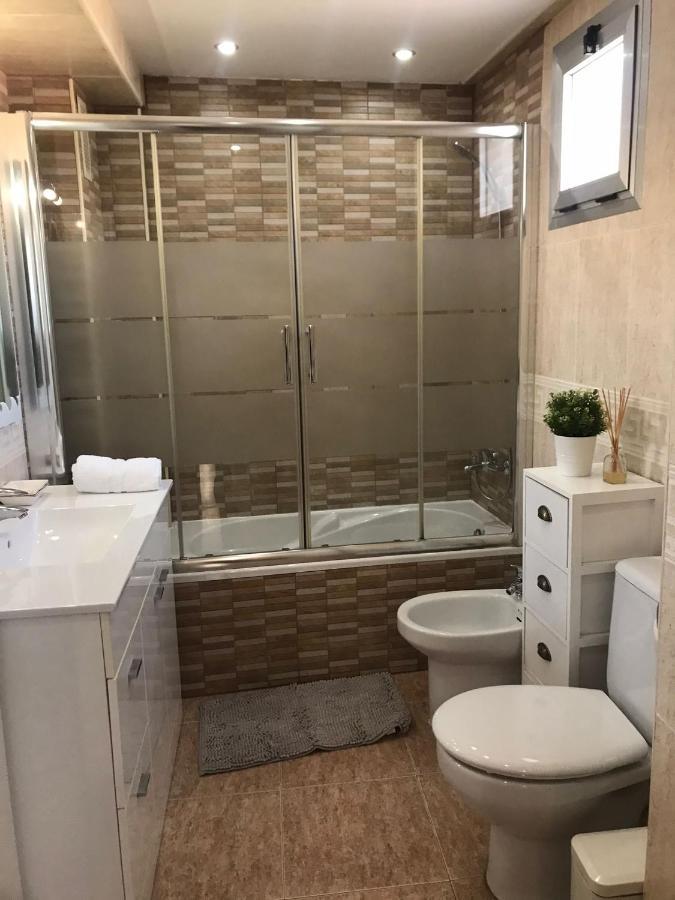Apartamento Con Parking Gratis En El Centro, 2 Dormitorios 알메리아 외부 사진