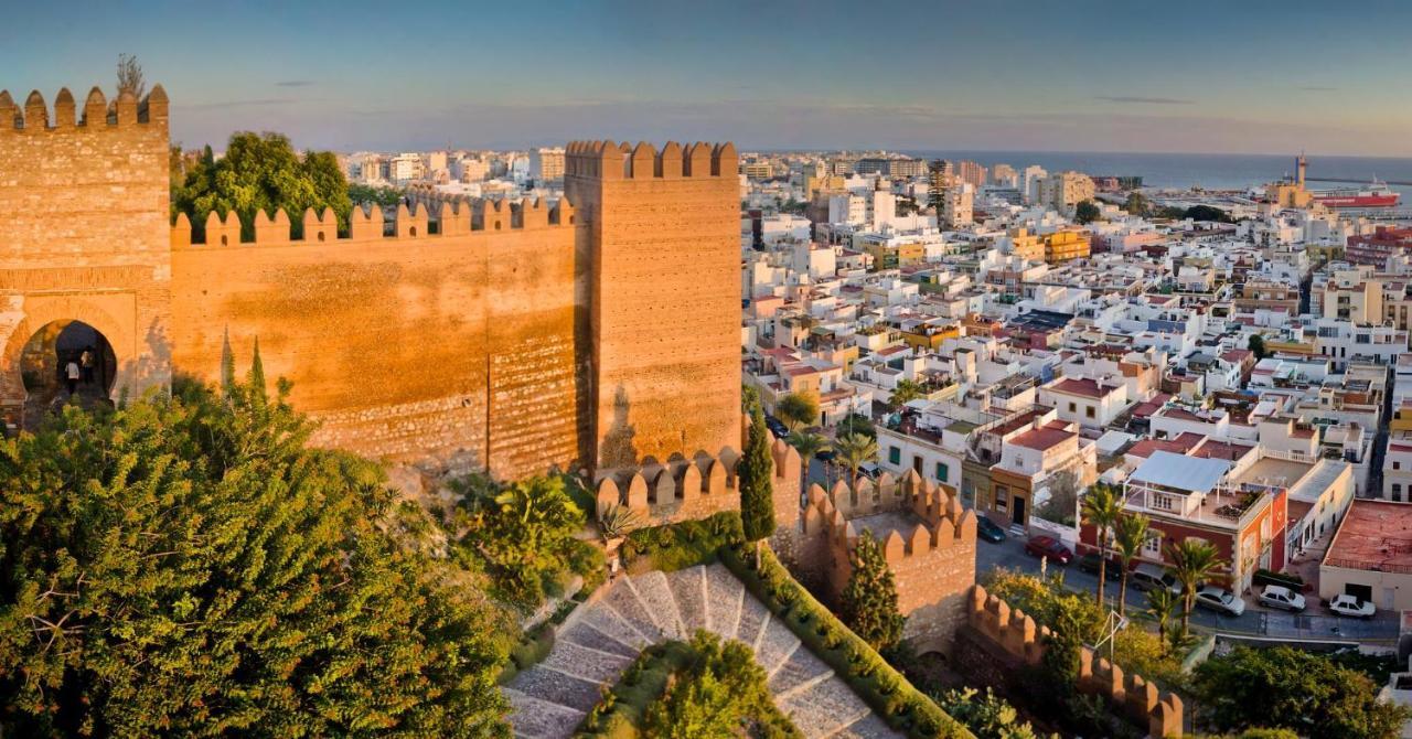 Apartamento Con Parking Gratis En El Centro, 2 Dormitorios 알메리아 외부 사진